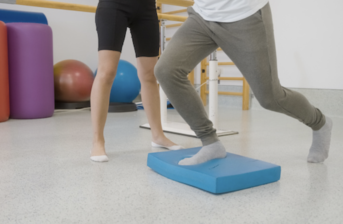 Balance Therapy at FYZICAL in Applewood