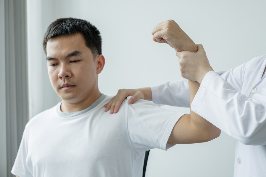 Physical therapy for Rotator Cuff Tears