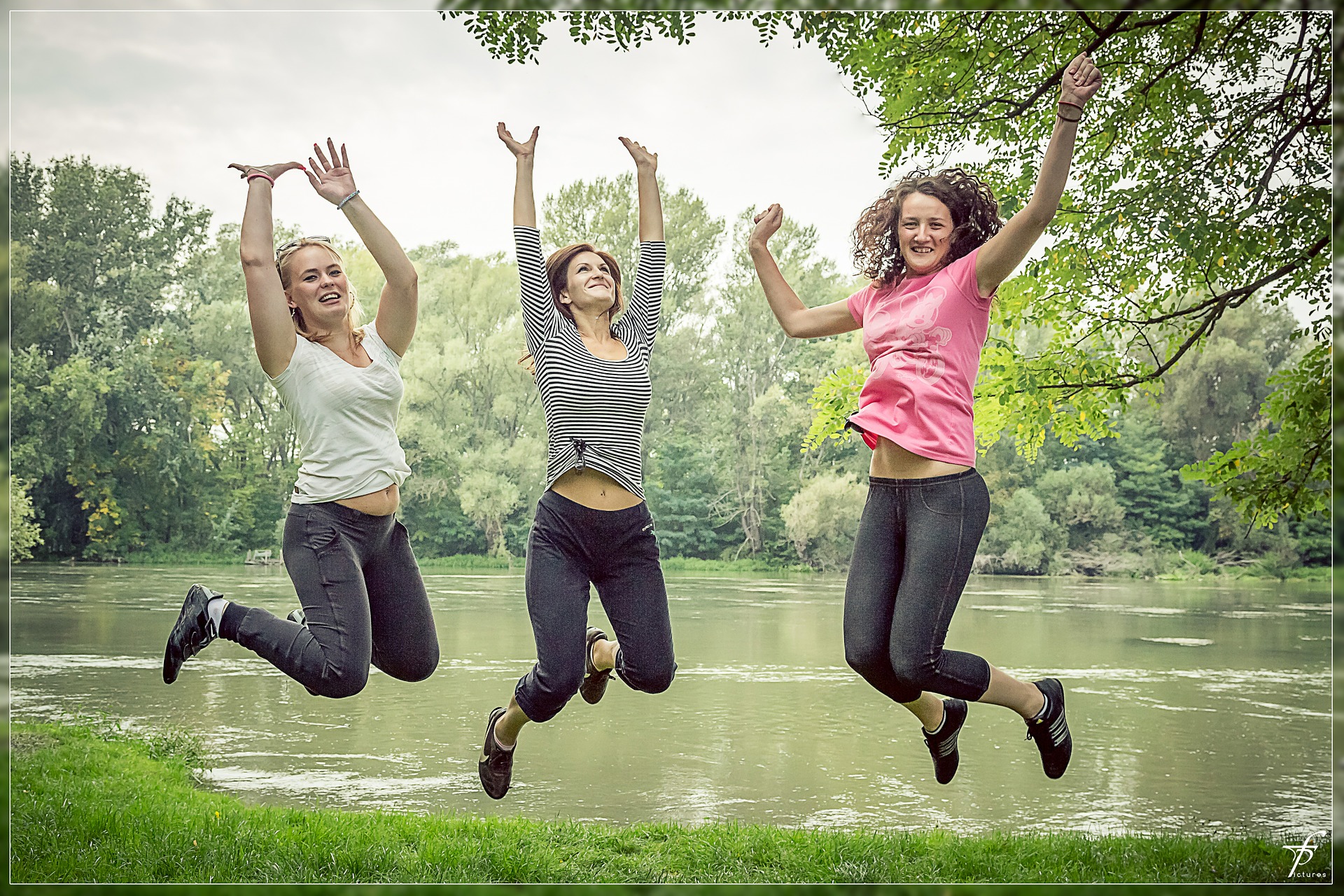 If you want to jump, twist, and shout withoughout peeing your pants, pelvic floor physical therapy may be just what you need. Not sure what pelvic floor physical therapy can do for you? Just read on.
